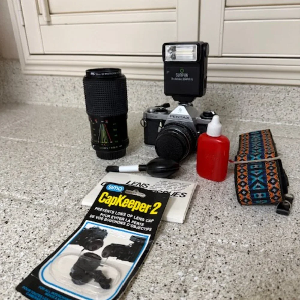 Pentax ME 35mm Camera with SUNPAK 1600A Softlite Auto Flash